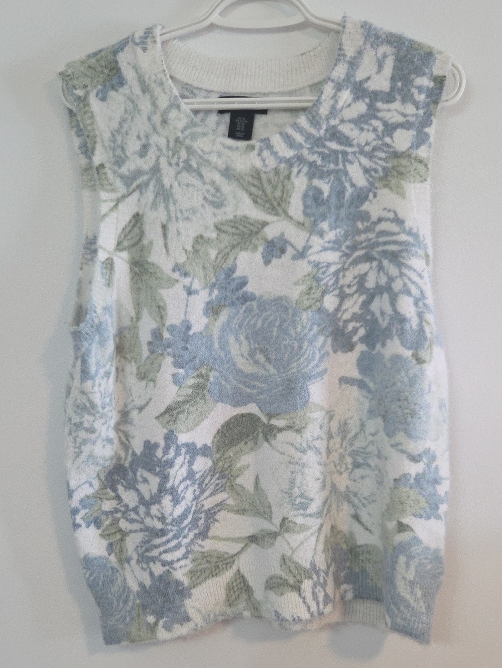 Cynthia Rowley NWT floral sweater vest Sz XL